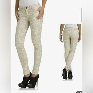 KARDASHIAN KOLLECTION KIM STUDDED ANIMAL PRINT Skinny Jeans 8